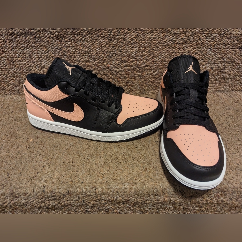 Jordan 1 Low Men's Size 8